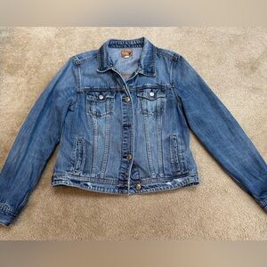 Classic American Eagle Blue Vintage Denim Jacket Sz Lg wld say it’s more M/L